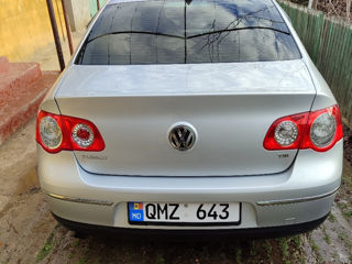 Volkswagen Passat foto 3