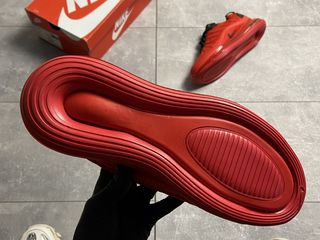 Nike Air Max 720-818 (98) Red Clear Sole foto 9