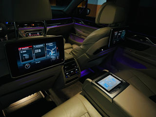 BMW 7 Series foto 4