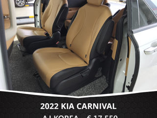 KIA Carnival foto 8