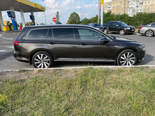 Volkswagen Passat foto 8