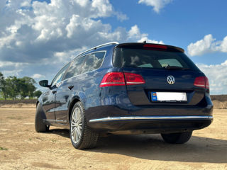 Volkswagen Passat foto 2