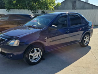 Dacia Logan foto 8