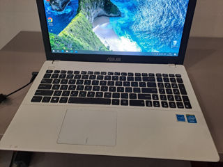 Asus x551m foto 1