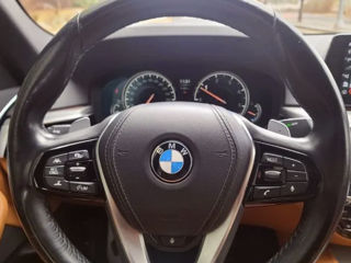 BMW 5 Series foto 11