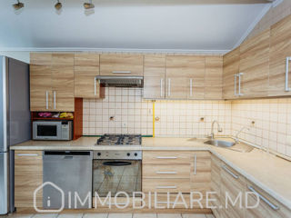 Apartament cu 3 camere, 128 m², Buiucani, Chișinău foto 8