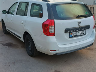 Dacia Logan foto 3