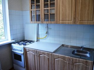 De vânzare apartament confortabil cu o suprafață de 60 mp, amplasat foarte reușit în sectorul Botani foto 7