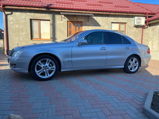 Mercedes E-Class foto 3