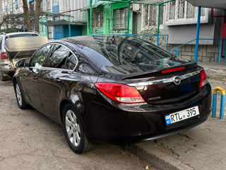 Opel Insignia foto 2