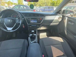 Toyota Auris фото 10