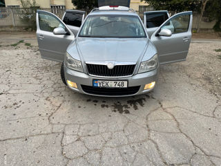 Skoda Octavia foto 1