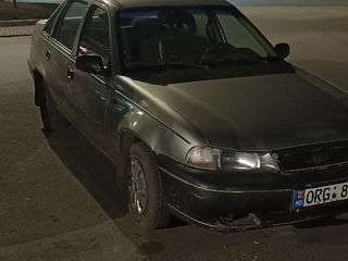 Daewoo Nexia foto 2