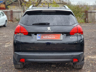 Peugeot 2008 foto 5