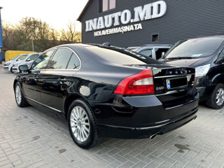 Volvo S80 foto 2