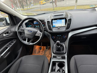 Ford Kuga foto 9