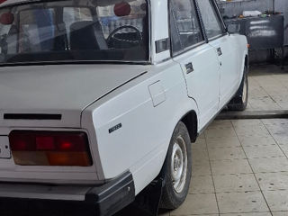 Lada / ВАЗ 2107 foto 3