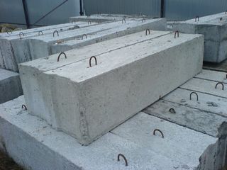 Blocuri fs din beton cumpar in stare bună  mai multe bucati foto 1