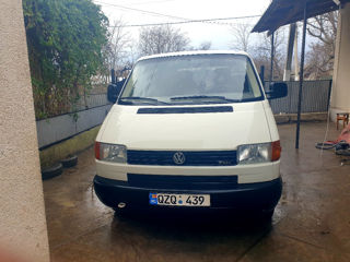 Volkswagen Transporter foto 2