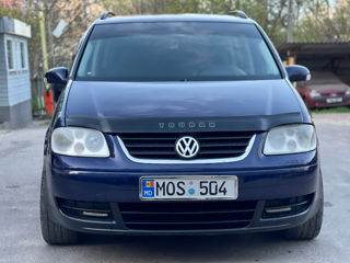 Volkswagen Touran foto 5