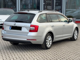 Skoda Octavia foto 4