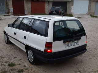 Opel Astra foto 3