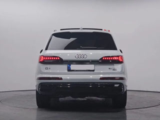 Audi Q7 foto 4