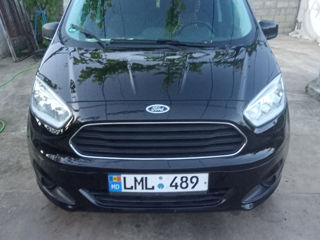 Ford Tourneo Courier foto 10