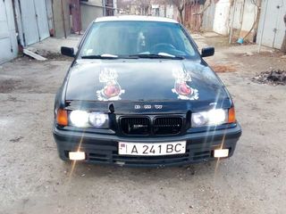 BMW 3 Series foto 1