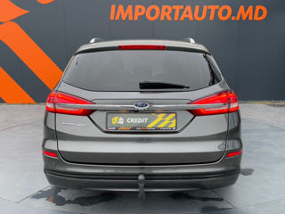 Ford Mondeo foto 6