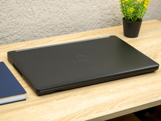 Dell Latitude E5570/ Core I7 6600U/ 8Gb Ram/ Radeon R7 M360/ 256Gb SSD/ 15.5" FHD IPS!! foto 15