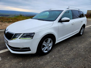 Skoda Octavia foto 3