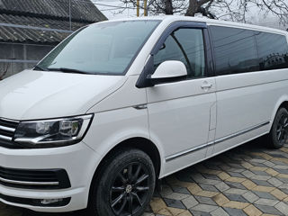 Volkswagen Caravelle foto 2