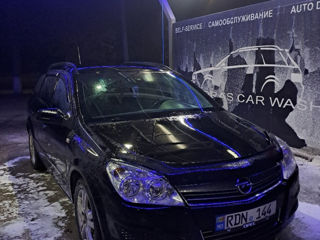 Opel Astra foto 2