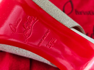 Pantofi Christian Louboutin foto 5