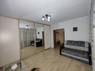 Apartament cu 4 camere, 97 m², Botanica, Chișinău foto 3