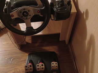 продам Logitech G25 Racing Wheel