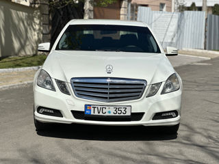 Mercedes E-Class foto 2