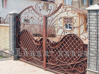 Ворота , заборы, перила, решётки, козырьки, металлические двери  , другие изделия из металла . foto 1
