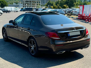 Mercedes E-Class foto 9