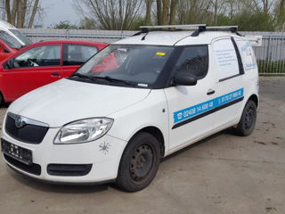 Skoda Roomster Piese Запчасти