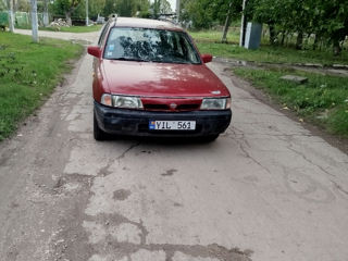 Nissan Sunny foto 2