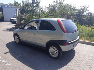 Opel Corsa foto 4