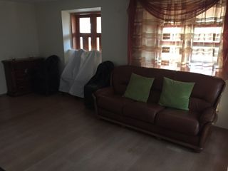 Casa 135mp, camin pe lemne, garaj, beci, partial mobilat, incalzire autonoma, posibil schimb auto+€ foto 8