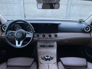 Mercedes E-Class foto 15