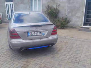 Mercedes E-Class foto 4