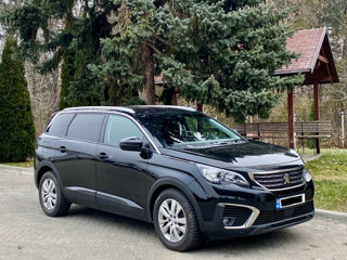 Peugeot 5008 foto 2