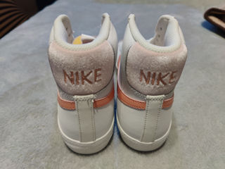 Nike Blazer Mid 77 Pink foto 3