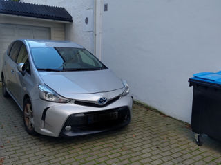 Toyota Prius + foto 2