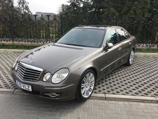 Mercedes E Class foto 1